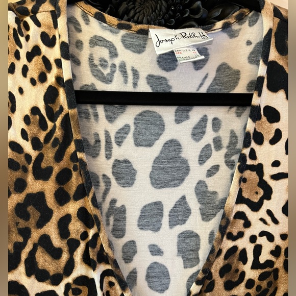 Joseph Ribkoff leopard print faux wrap midi dress. V-neck hanker-chief detail - Picture 5 of 7